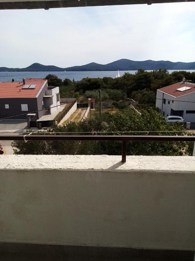 Apartmani Nikola Биоград на Мору Екстериор снимка