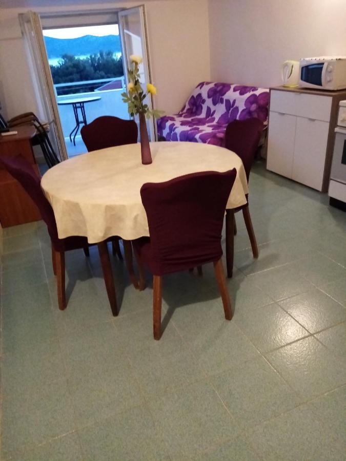 Apartmani Nikola Биоград на Мору Екстериор снимка