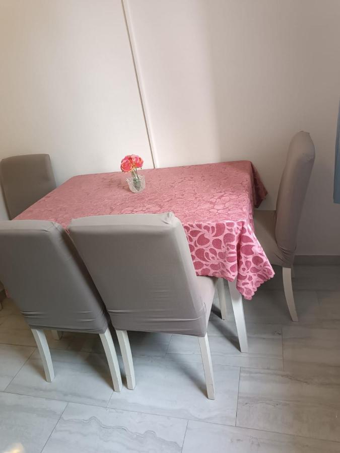 Apartmani Nikola Биоград на Мору Екстериор снимка
