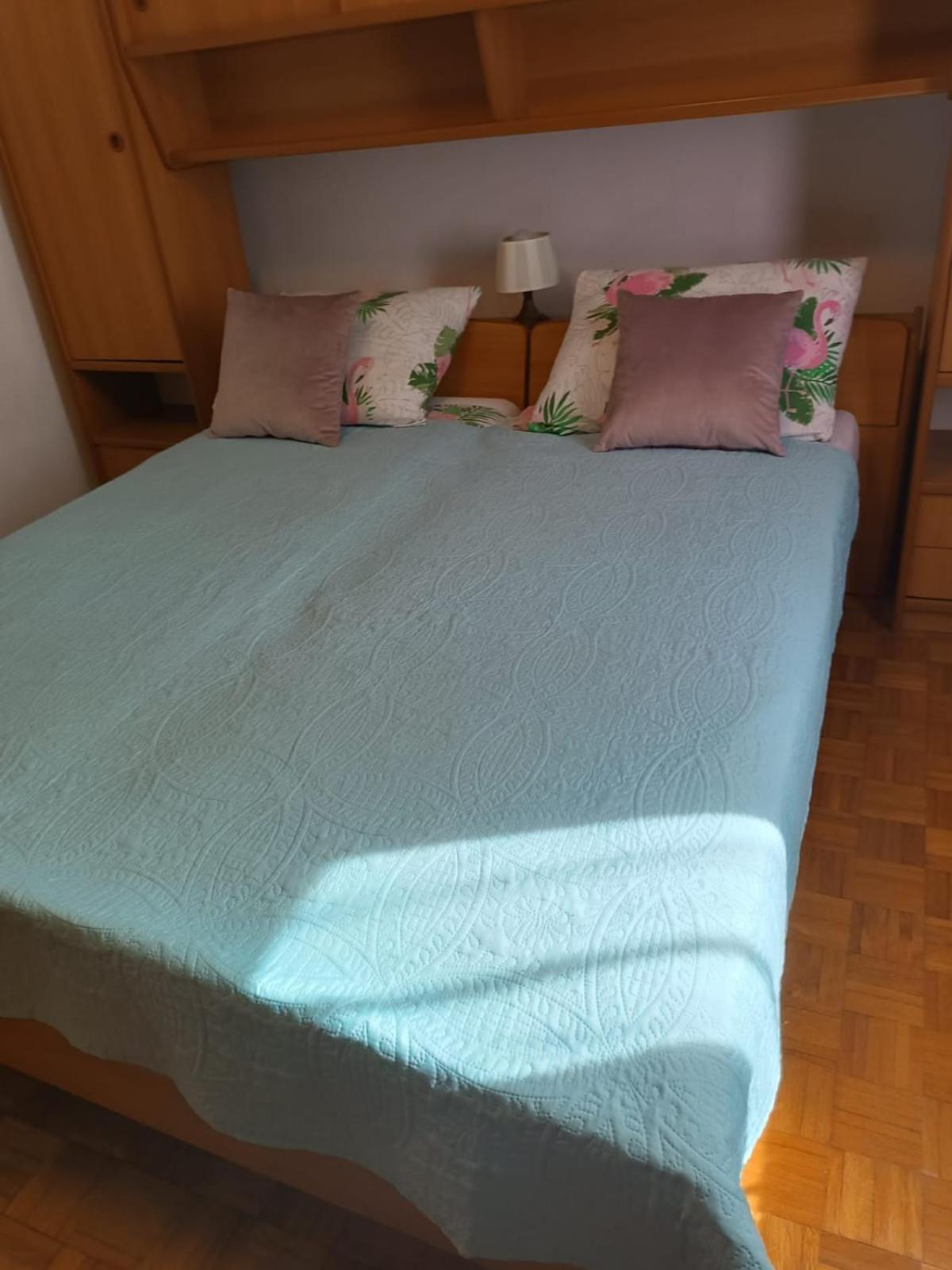 Apartmani Nikola Биоград на Мору Екстериор снимка