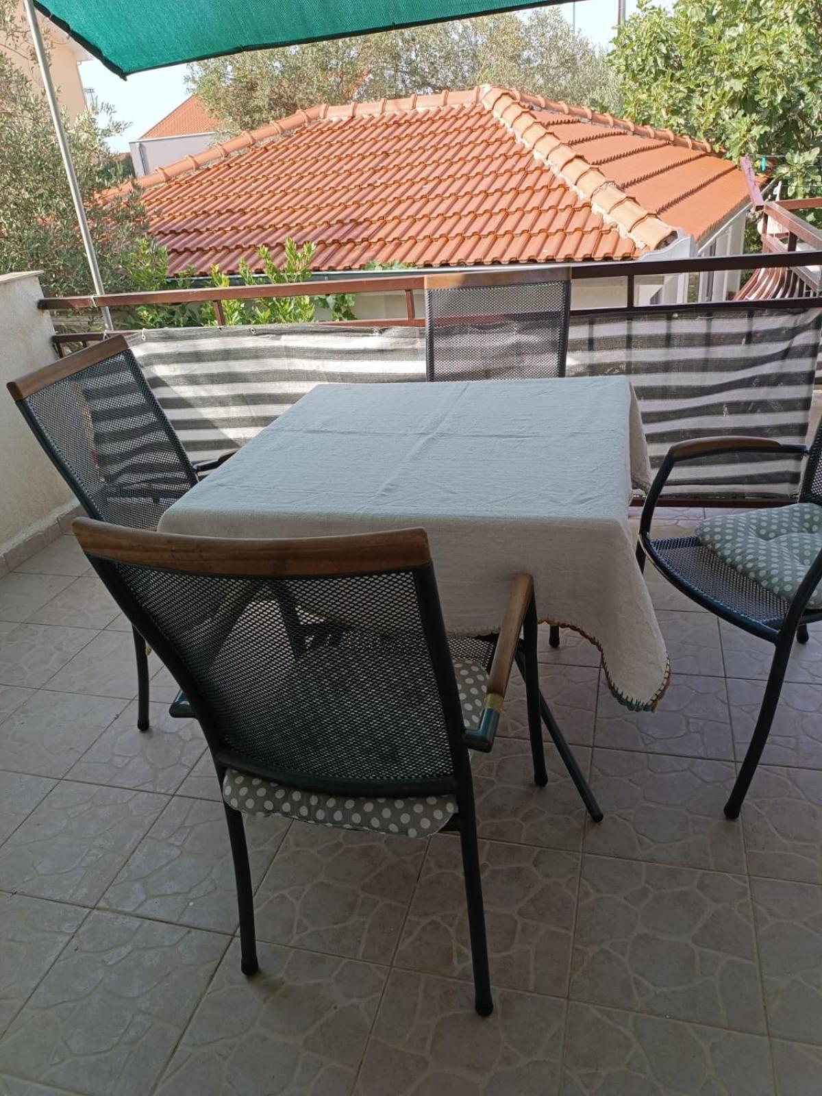 Apartmani Nikola Биоград на Мору Екстериор снимка