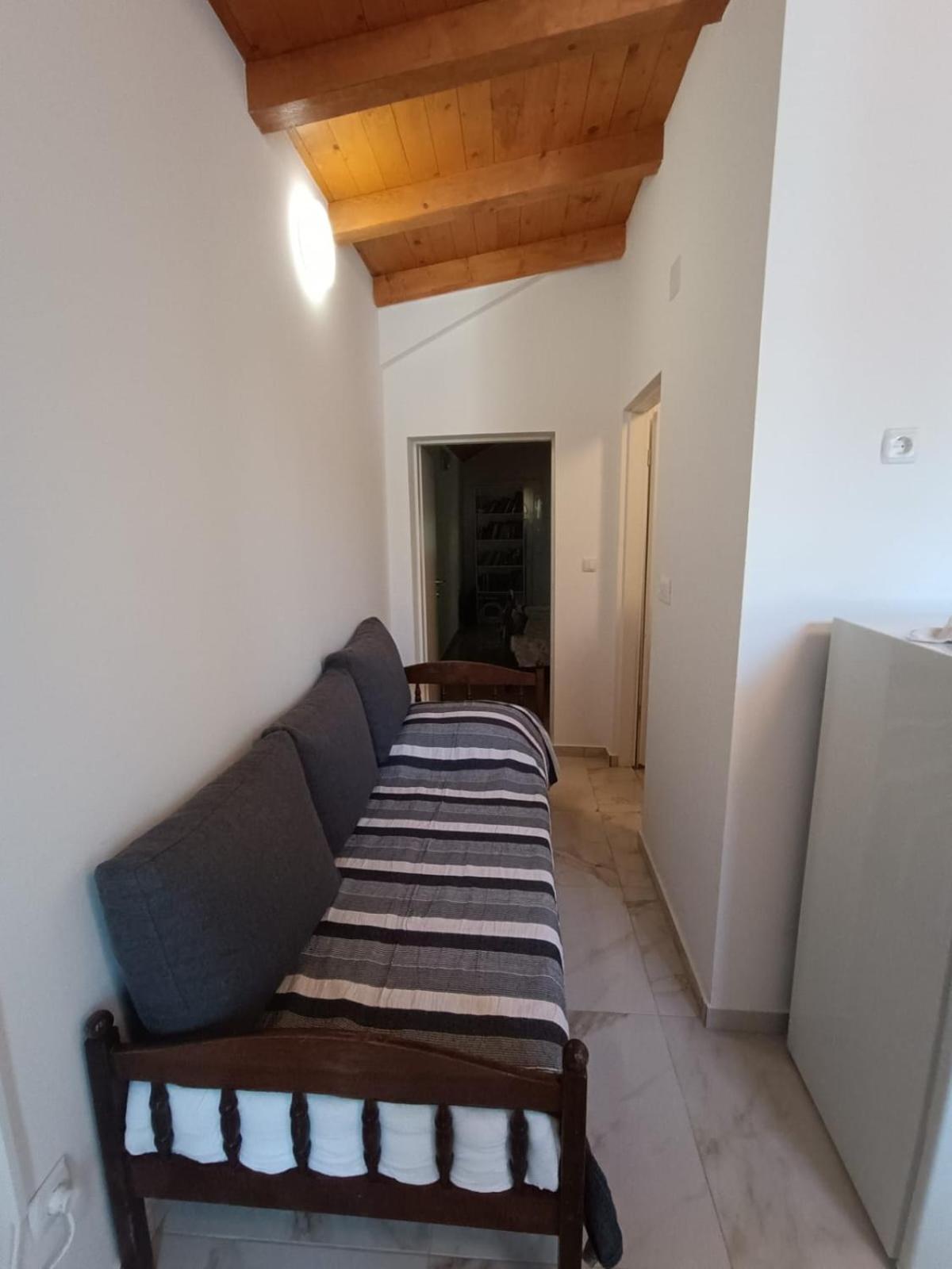 Apartmani Nikola Биоград на Мору Екстериор снимка